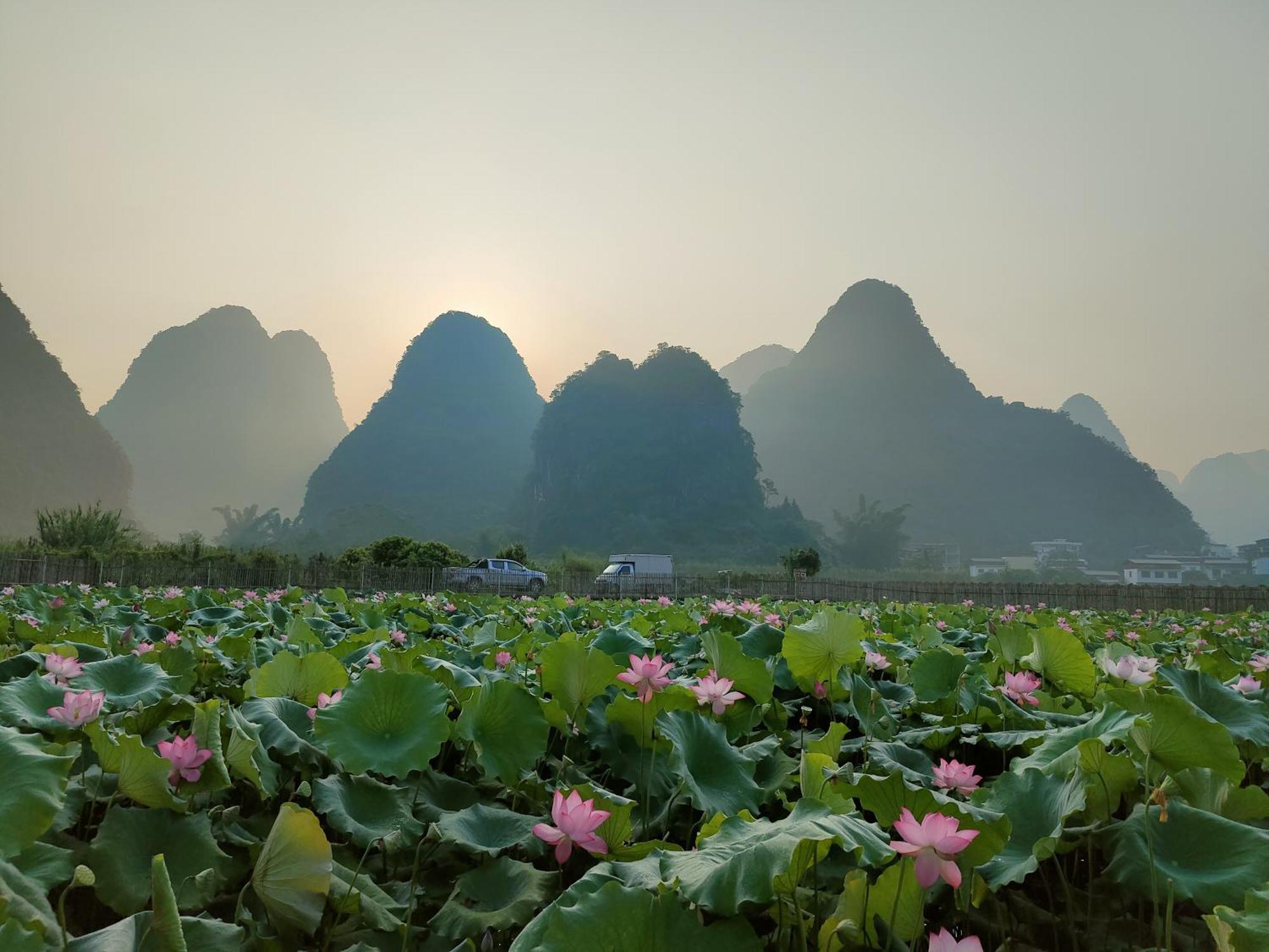 Penzion Yangshuo Tea Cozy--One Way Free Pick Up From Airport Or Ts 4 Nights Exteriér fotografie
