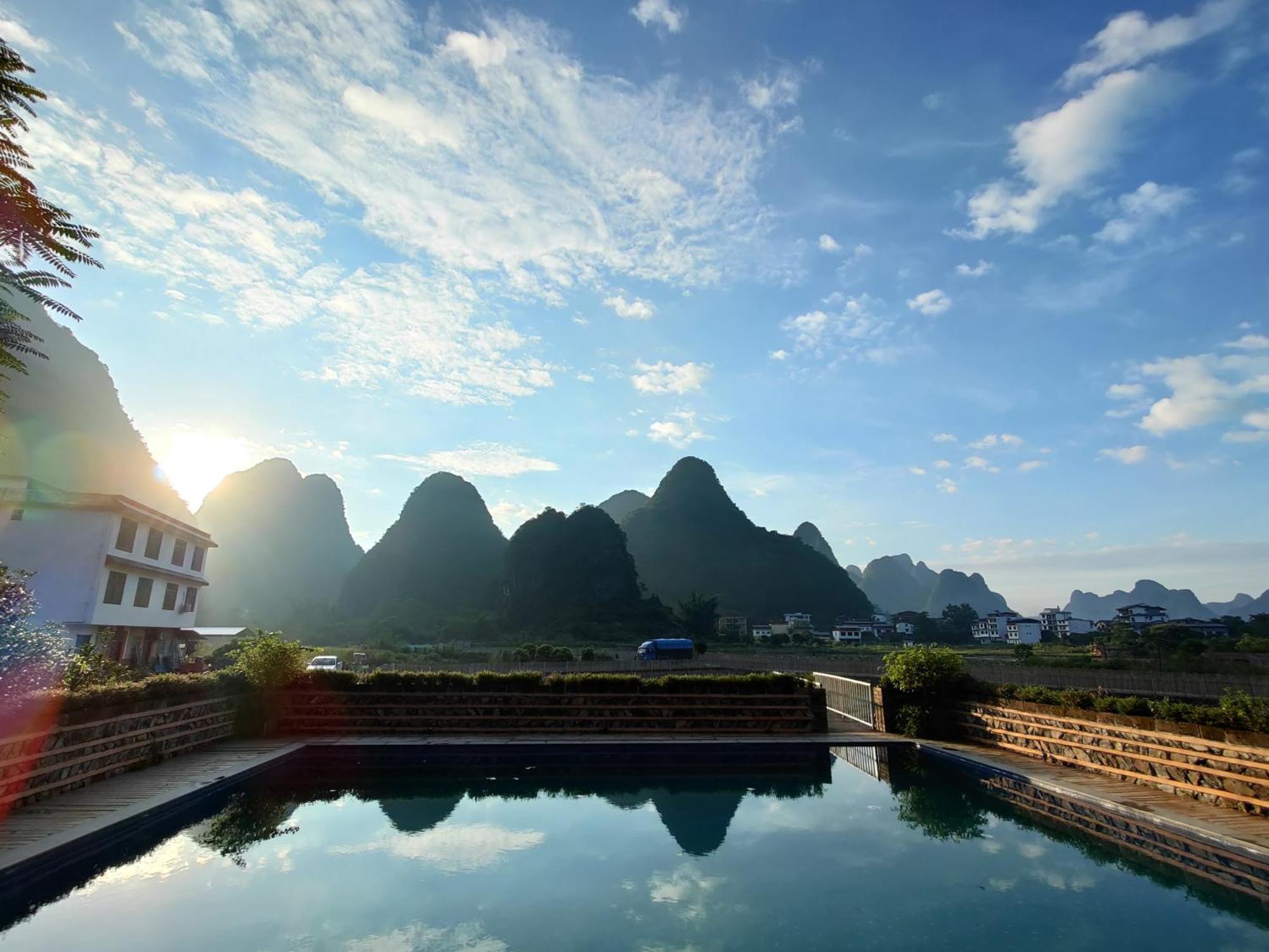 Penzion Yangshuo Tea Cozy--One Way Free Pick Up From Airport Or Ts 4 Nights Exteriér fotografie